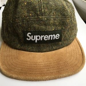 Surpreme Donegal wool hat.